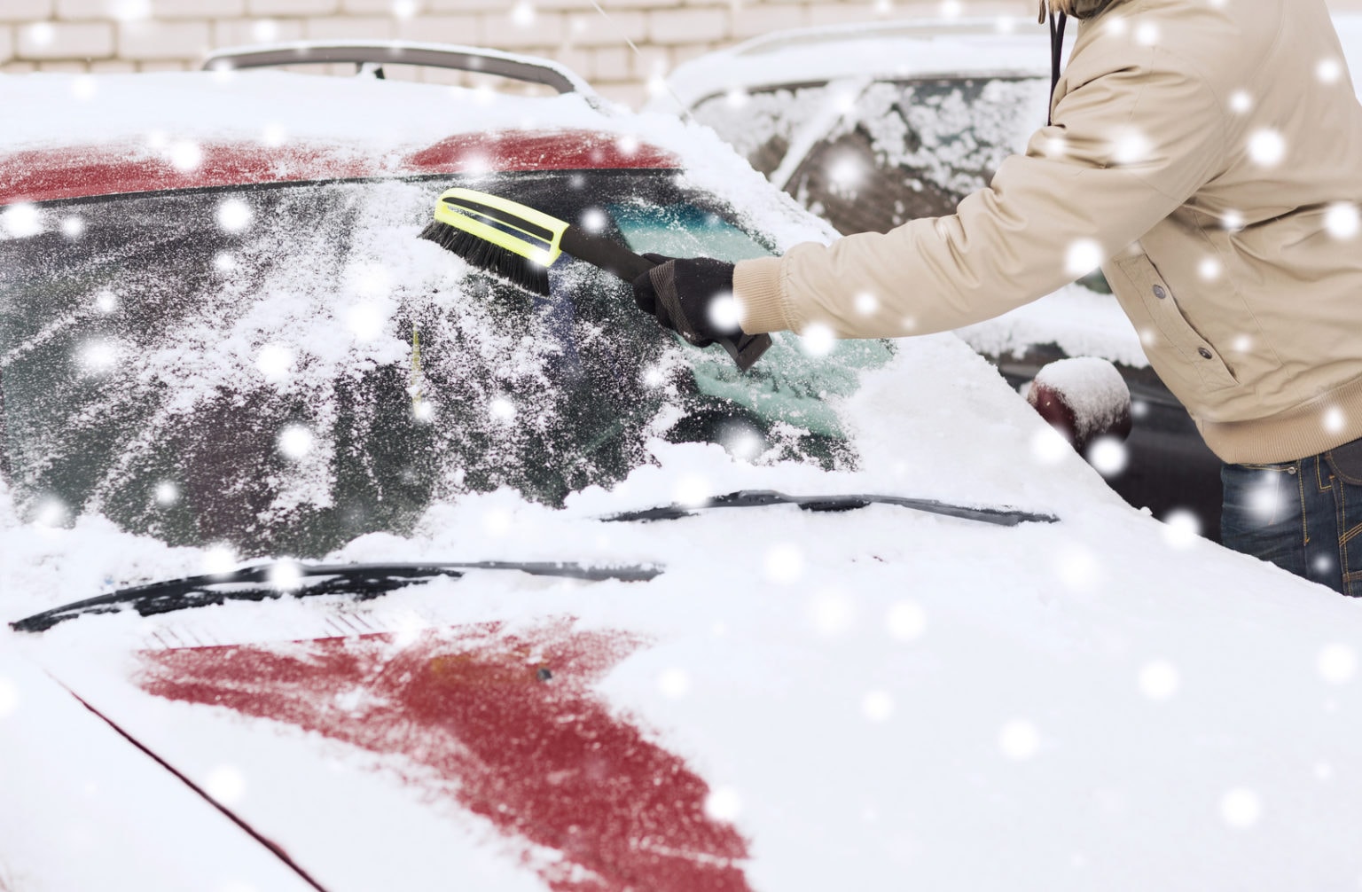 How to Remove Snow Without Scratching Your Paint 2024 The Home Guide